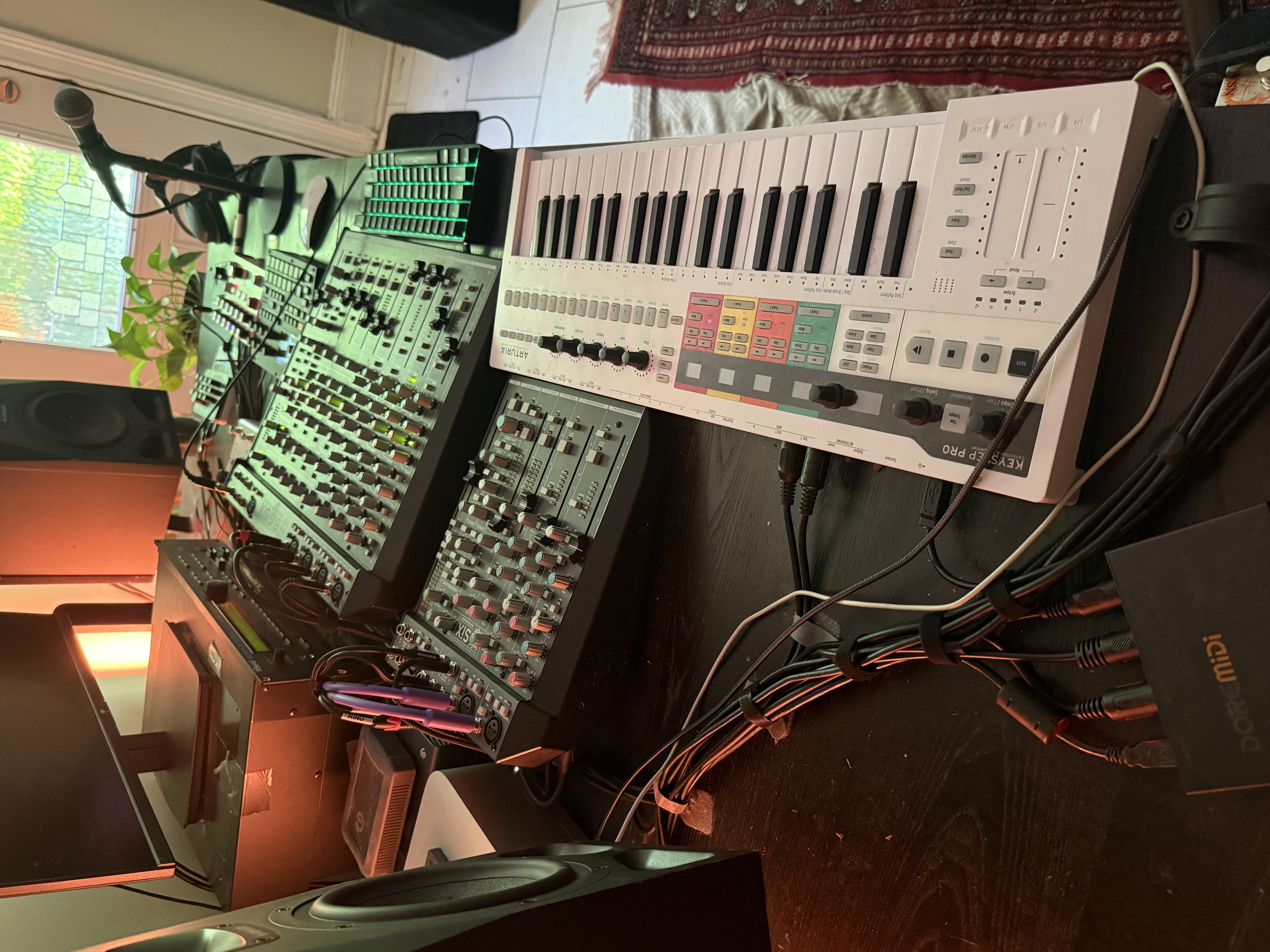 Titino effects and hardware detail